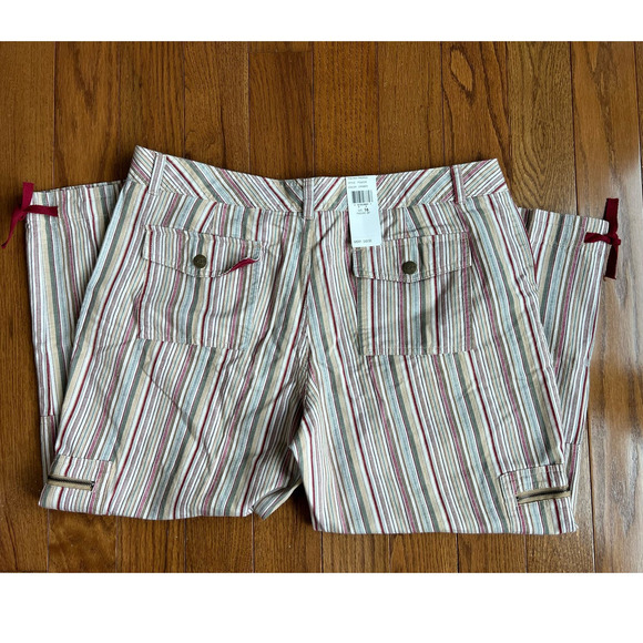 NWT Izod Hot Tropic Cropped Cargo Pants, Striped, Cranberry, size 16 - Picture 8 of 14